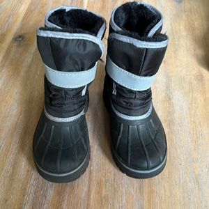 Little boy Sz 11 1/2 Snow/Rain Boots